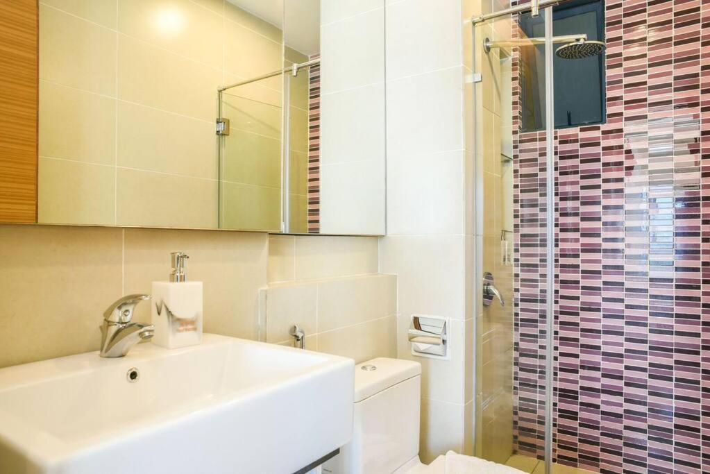 Casa Residency Service Pangsapuri *
